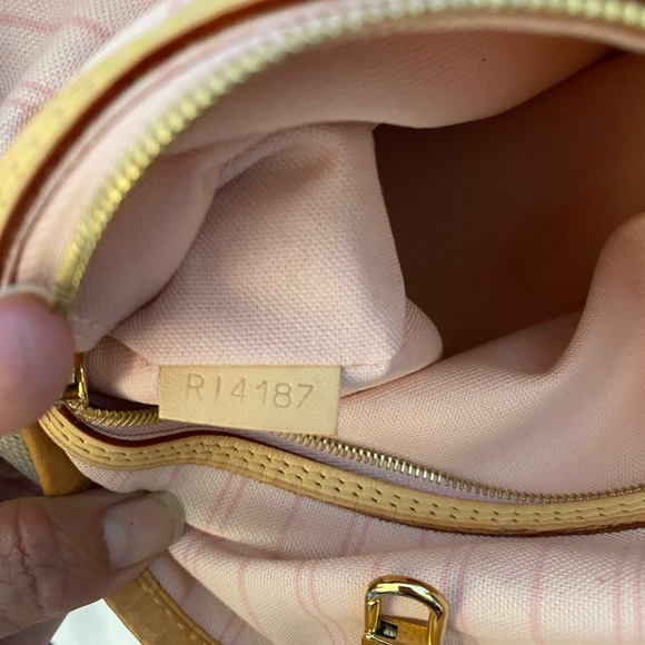 Sold ❣️❣️❣️Louis Vuitton Delightful MM Azur 🌸🌸pretty! - Picture 12 of 16